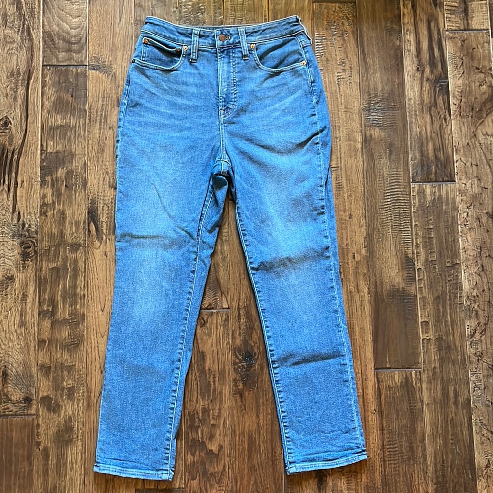 Madewell Curvy Perfect Vintage Jeans, Size 28.